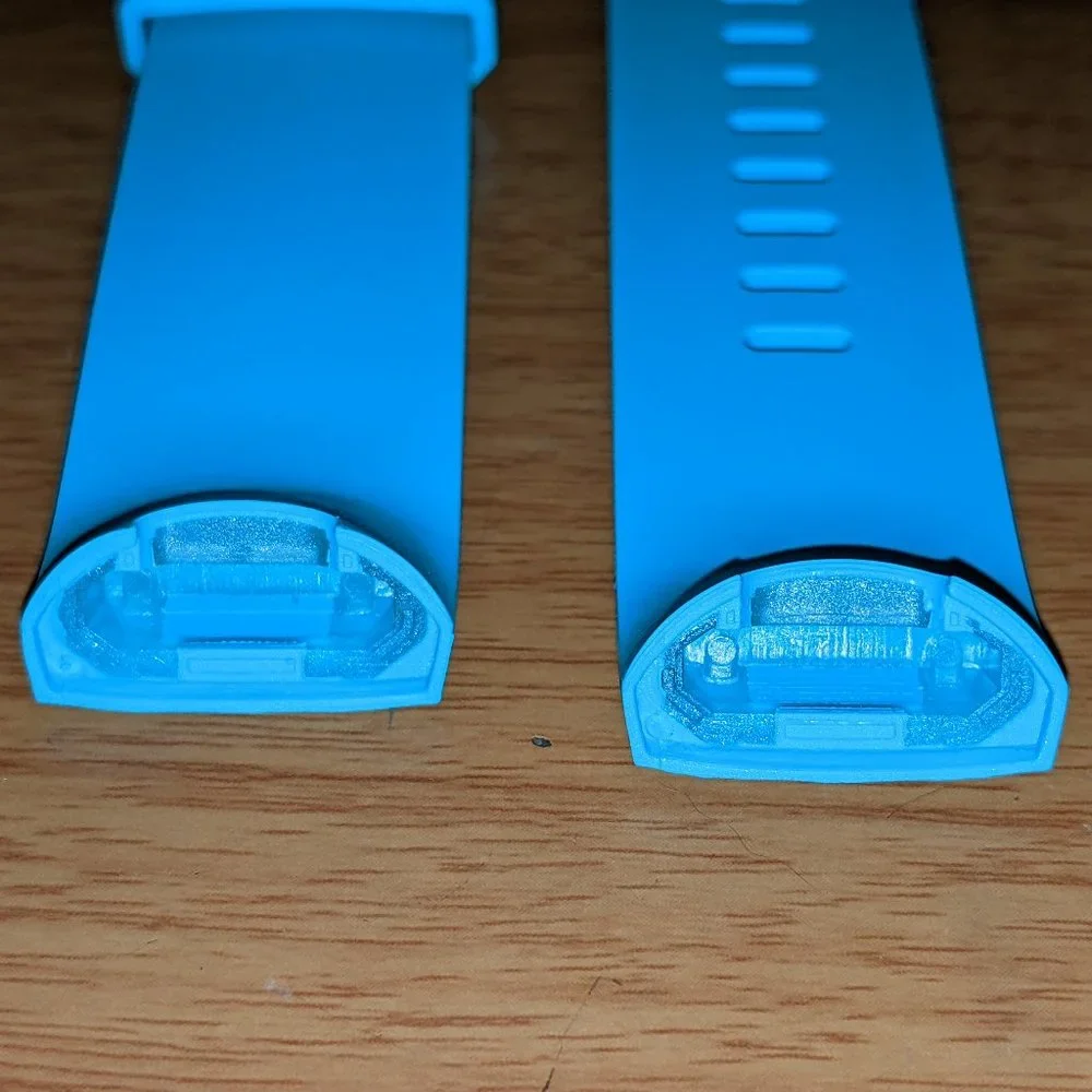 fitbit Charge Replacement Band (Cyan)***